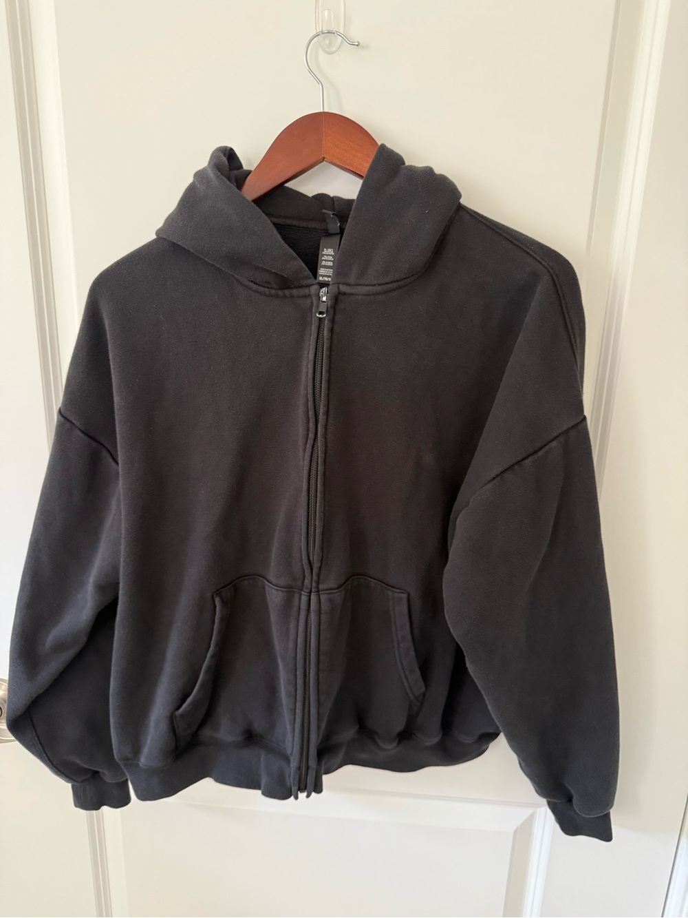 Skims Full Zip Hoodie Size XL